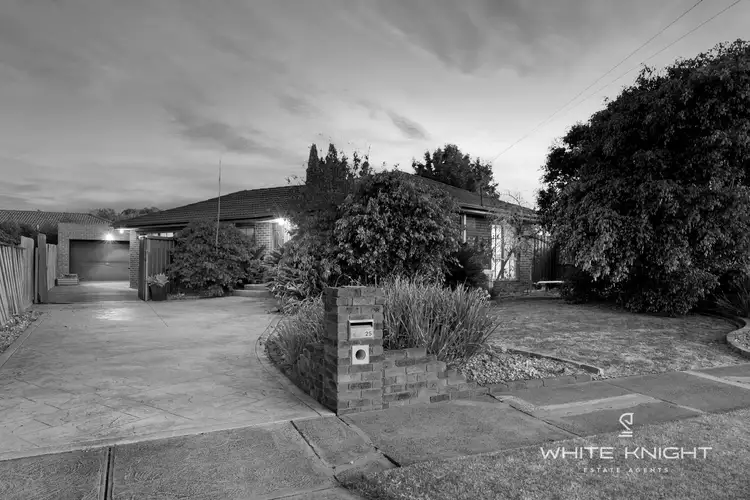 25 Myuna Drive, Kings Park VIC 3021