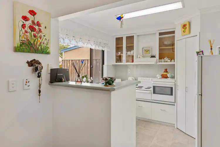 Sixth view of Homely villa listing, 4/6 Alanta Elbow, Dunsborough WA 6281