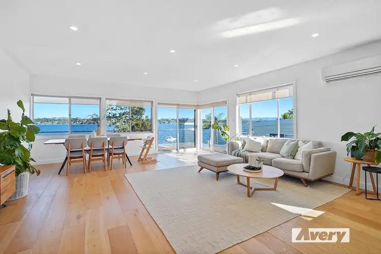 323 Coal Point Road, Coal Point NSW 2283