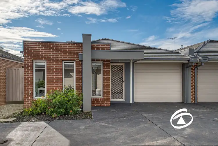 Main view of Homely unit listing, 11 Woodlet Place, Pakenham VIC 3810