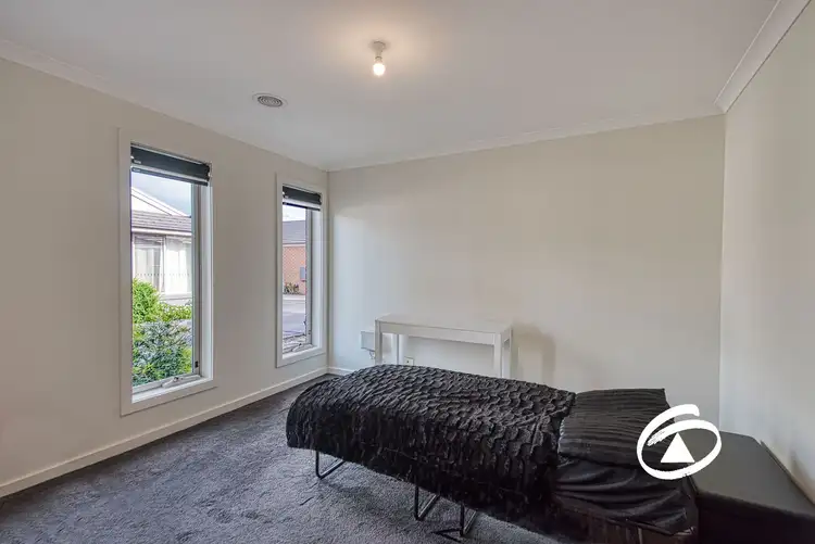 Fifth view of Homely unit listing, 11 Woodlet Place, Pakenham VIC 3810