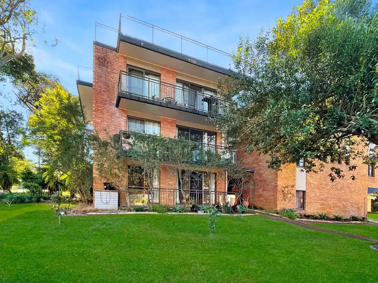 1/22-26 Russell Street, ‘Summit Dek’, Hawks Nest NSW 2324