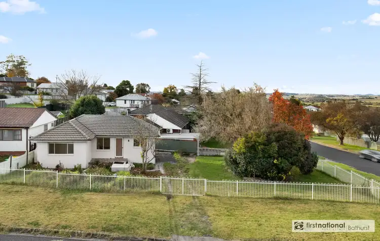 1 West Street, West Bathurst NSW 2795