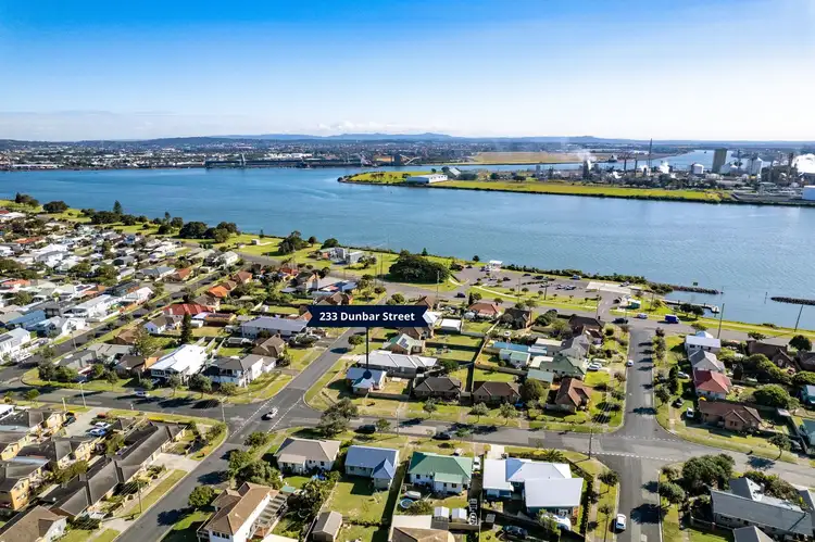 Fifth view of Homely house listing, 233 Dunbar Street, Stockton NSW 2295