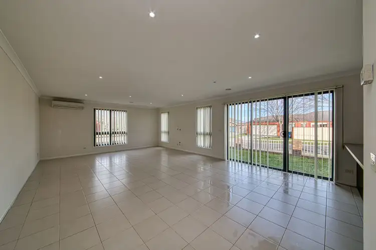 Sixth view of Homely house listing, 2 Stream Walk, Hallam VIC 3803