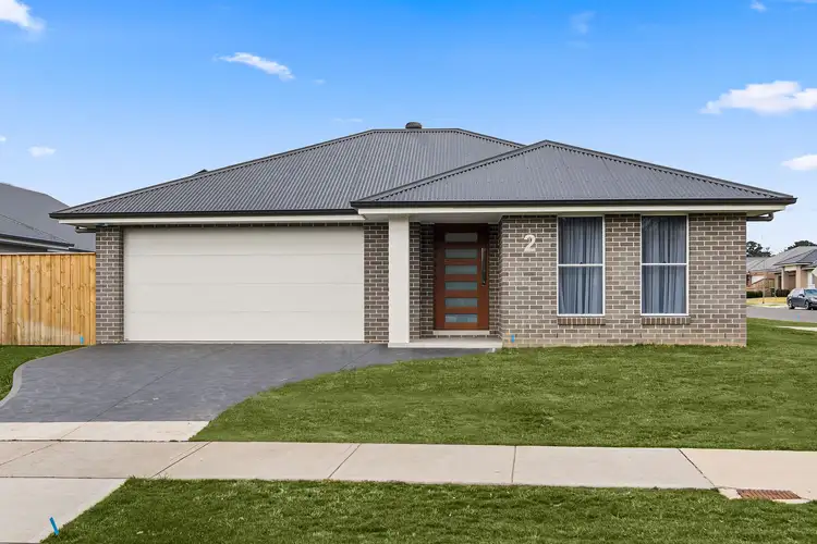 2 Windeyer Street