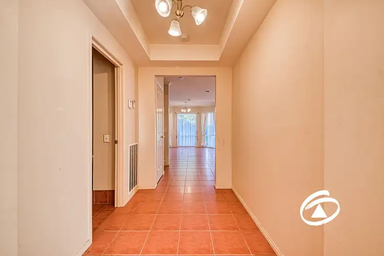 Sixth view of Homely house listing, 1 Croxley Place, Narre Warren South VIC 3805