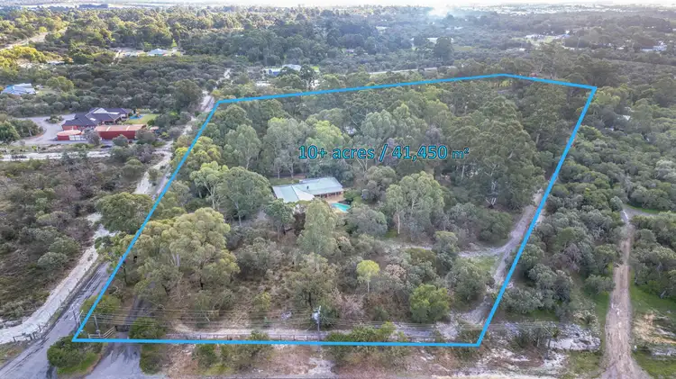 15 Stefanelli Close, Wandi WA 6167