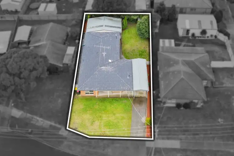 Second view of Homely house listing, 7 Cary Place, Traralgon VIC 3844