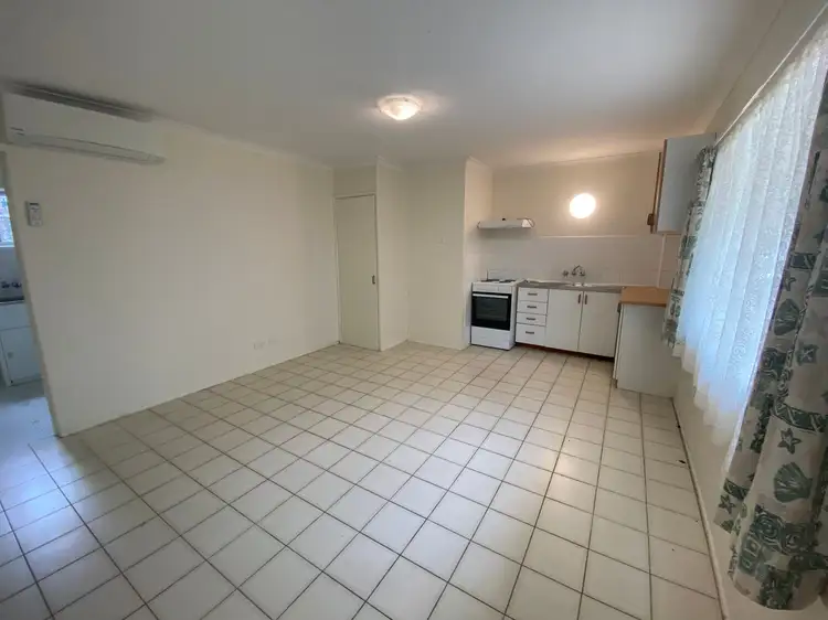Fourth view of Homely unit listing, 2/35 Darrambal Street, Chevron Island QLD 4217
