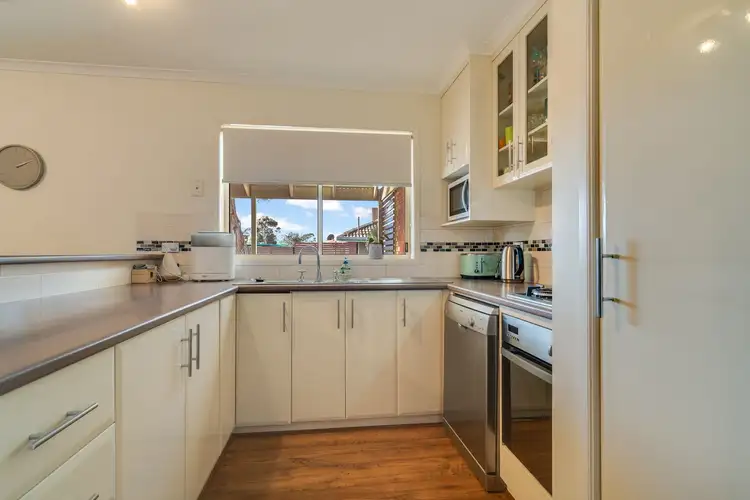 Fifth view of Homely house listing, 16 Howell Crescent, Kangaroo Flat VIC 3555