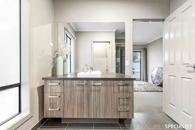 Fourth view of Homely house listing, 39 Kurrali Crescent, Werribee VIC 3030