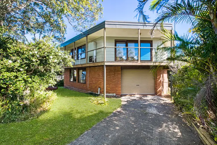 22 Sycamore Avenue, Bateau Bay NSW 2261
