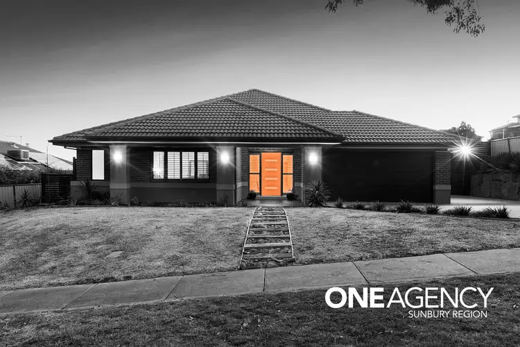 4 Nottinghill Rise, Sunbury VIC 3429