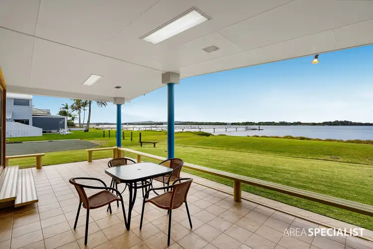 24 Warana Avenue, Steiglitz QLD 4207