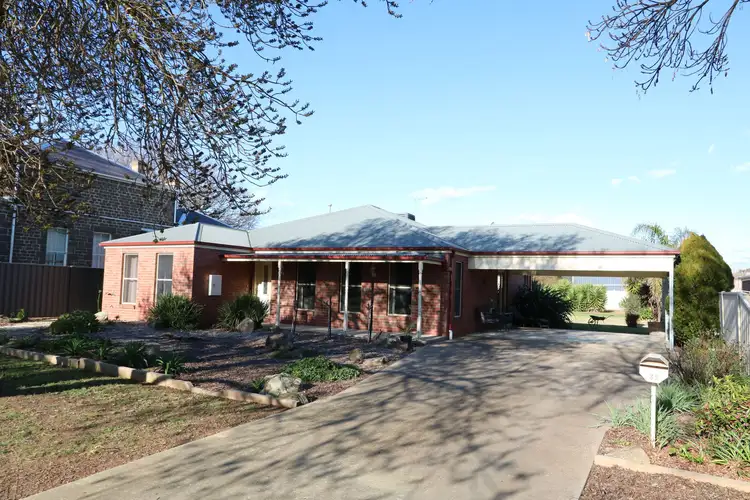 Main view of Homely house listing, 32 McLachlan Street, Carisbrook VIC 3464