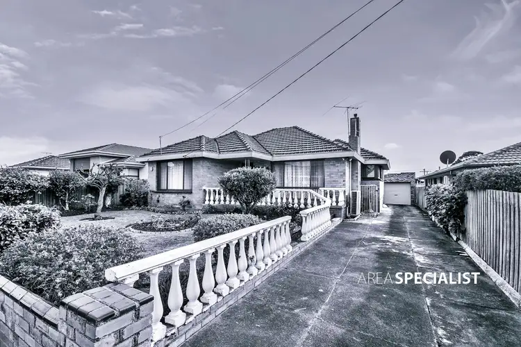 9 Heather Grove, Springvale VIC 3171