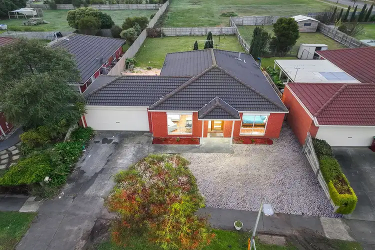 36 Raisell Road, Cranbourne West VIC 3977