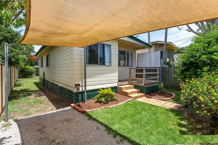 72 Thomas Street, Birkdale QLD 4159