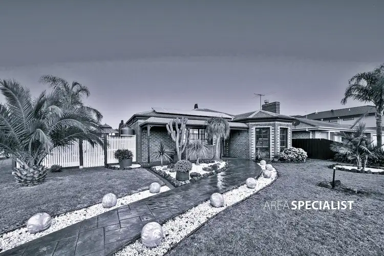 2 Hilda Mews, Aspendale Gardens VIC 3195