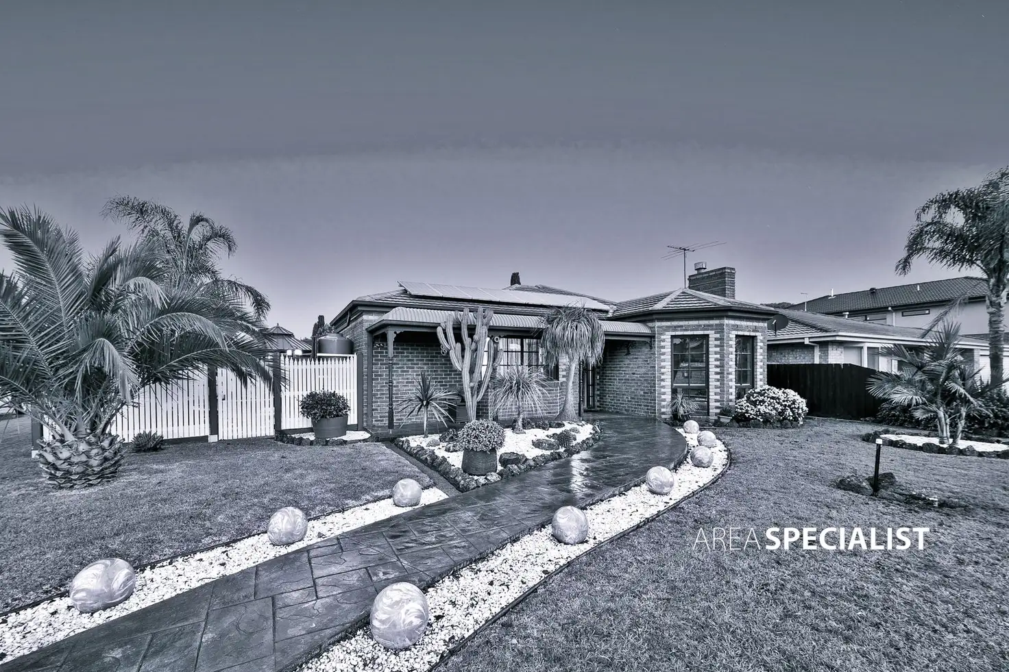 Main view of Homely house listing, 2 Hilda Mews, Aspendale Gardens VIC 3195