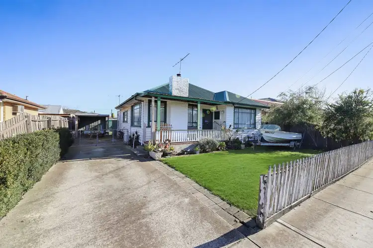 27 Busch Street, Sunshine North VIC 3020