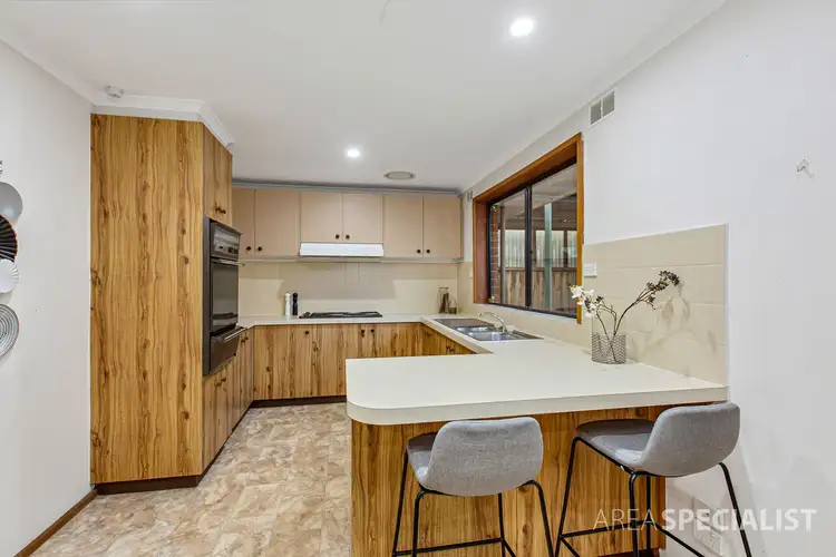 Fifth view of Homely house listing, 19 Arleon Crescent, Cranbourne VIC 3977