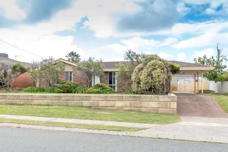 21 Montreal Street, Craigie WA 6025