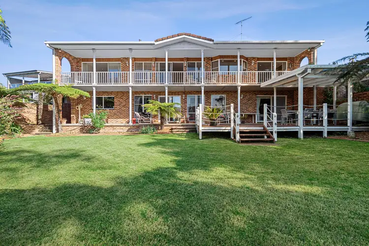 1/22 Hilltop Crescent, Surf Beach NSW 2536