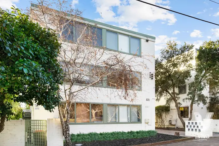 2/831 Park Street, Brunswick VIC 3056