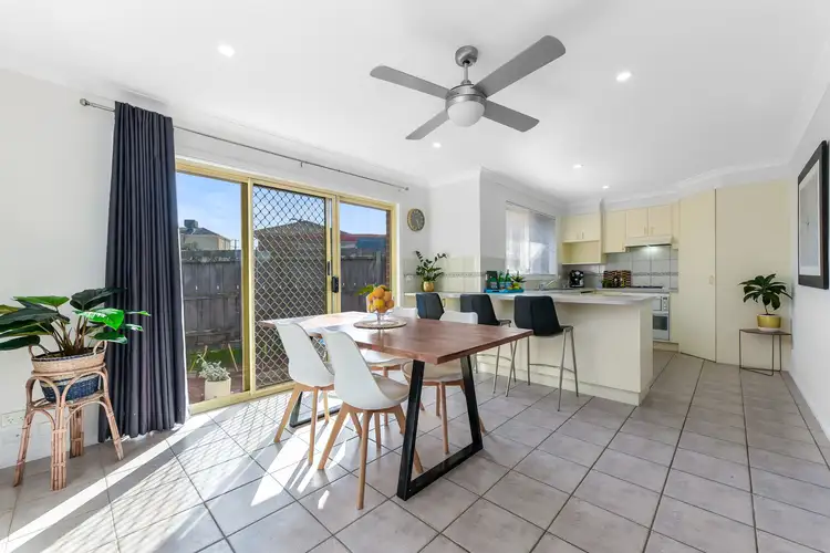 Fifth view of Homely unit listing, 2/6 Mussert Avenue, Dingley Village VIC 3172