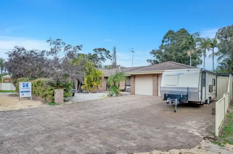 10 Peel Street, Pinjarra WA 6208