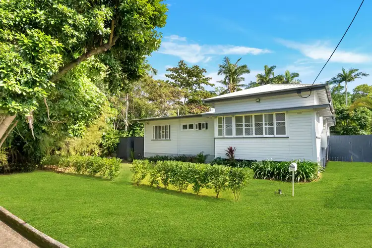 42 Lily Street, Cairns North QLD 4870