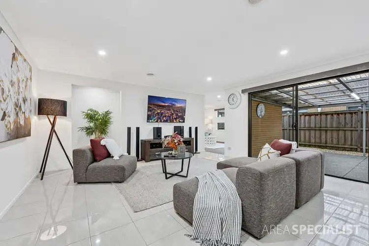 Sixth view of Homely house listing, 98 Parkhurst Drive, Cranbourne East VIC 3977