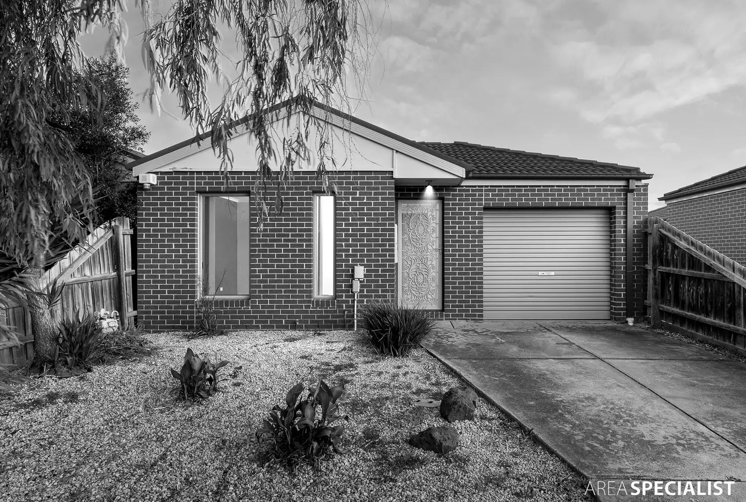 Main view of Homely house listing, 2/6 Montana Drive, Werribee VIC 3030