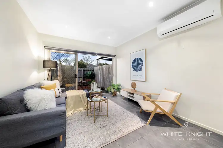 Third view of Homely unit listing, 2/12 Henry Street, St Albans VIC 3021