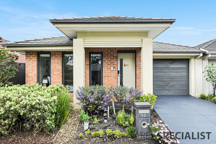 Main view of Homely house listing, 32 Jupiter Crescent, Cranbourne West VIC 3977