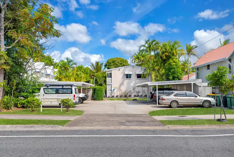 8/33 Rutherford Street, Yorkeys Knob QLD 4878