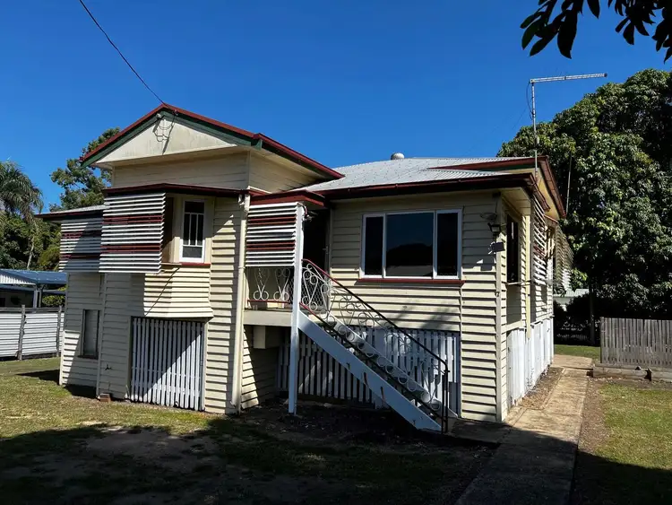 7 Innes Street, Sarina QLD 4737