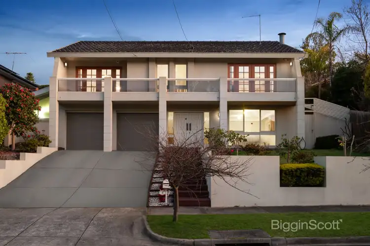 9 Montpellier Crescent, Templestowe Lower VIC 3107