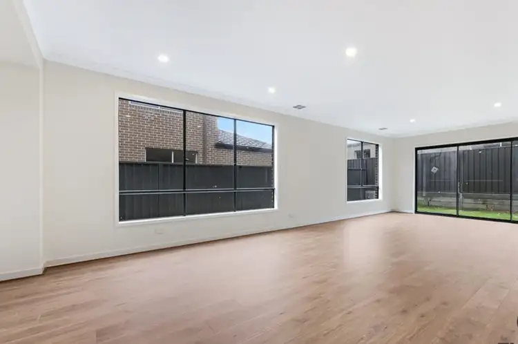 Fifth view of Homely house listing, 74 Yaralla Circuit, Clyde VIC 3978