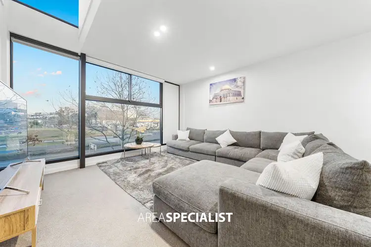 Second view of Homely unit listing, 2/60 Cheltenham Road, Dandenong VIC 3175