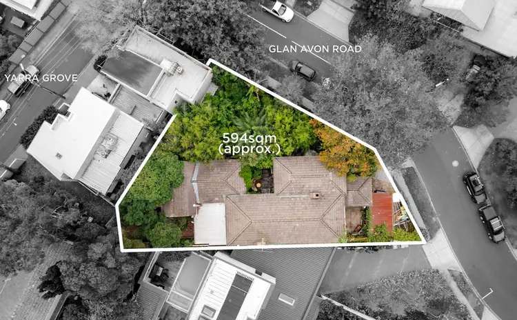 Third view of Homely house listing, 2 Glan Avon Road, Hawthorn VIC 3122