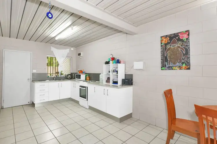 Fifth view of Homely unit listing, 3/97-101 Mann Street, Westcourt QLD 4870