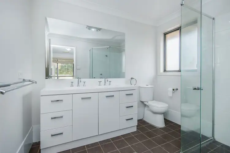 Sixth view of Homely house listing, 2 Lesley Avenue, Edgeworth NSW 2285