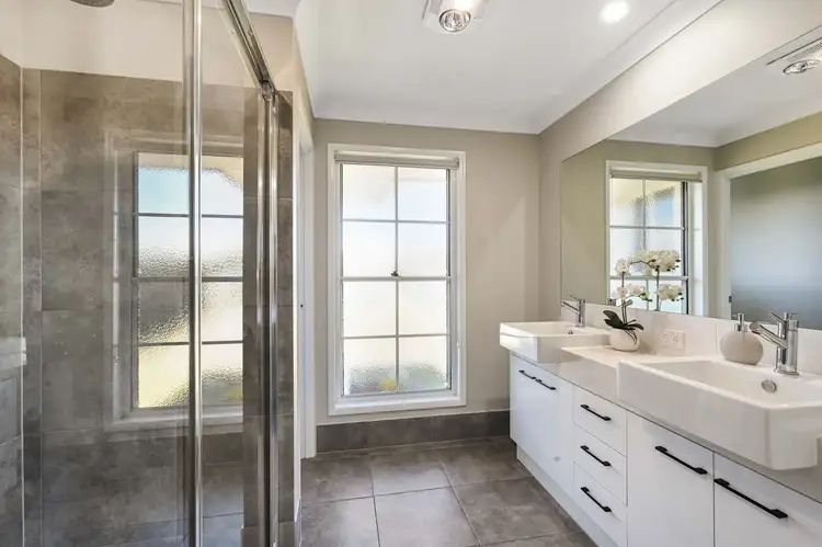 Fifth view of Homely house listing, 2 Gillmeister Street, Kleinton QLD 4352