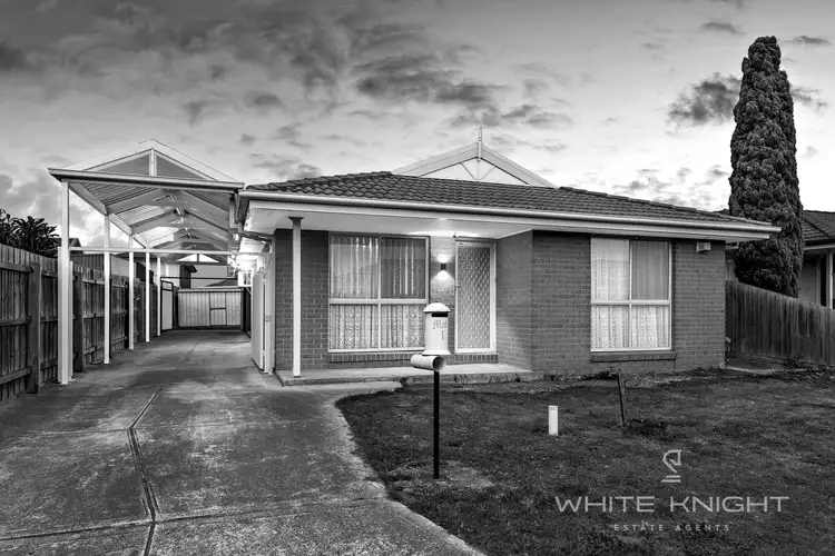 1 Mankina Circuit, Delahey VIC 3037