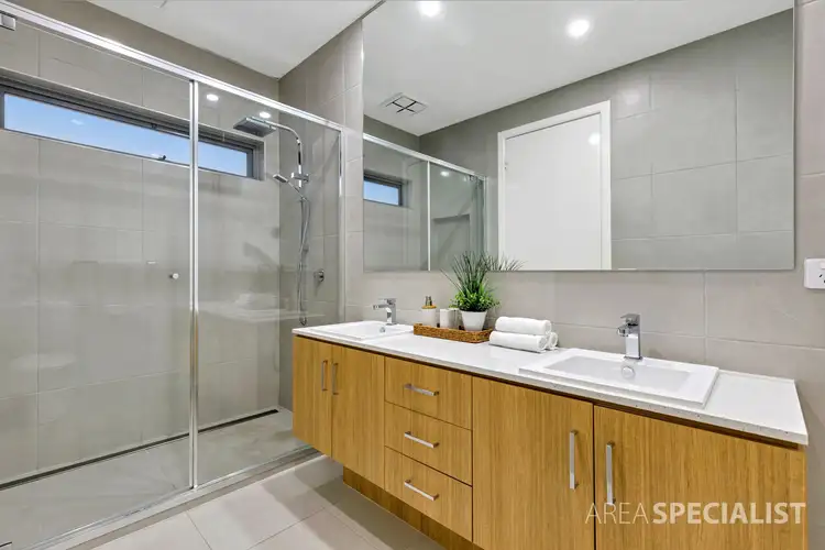 Fifth view of Homely house listing, 7 Storm Avenue, Lyndhurst VIC 3975