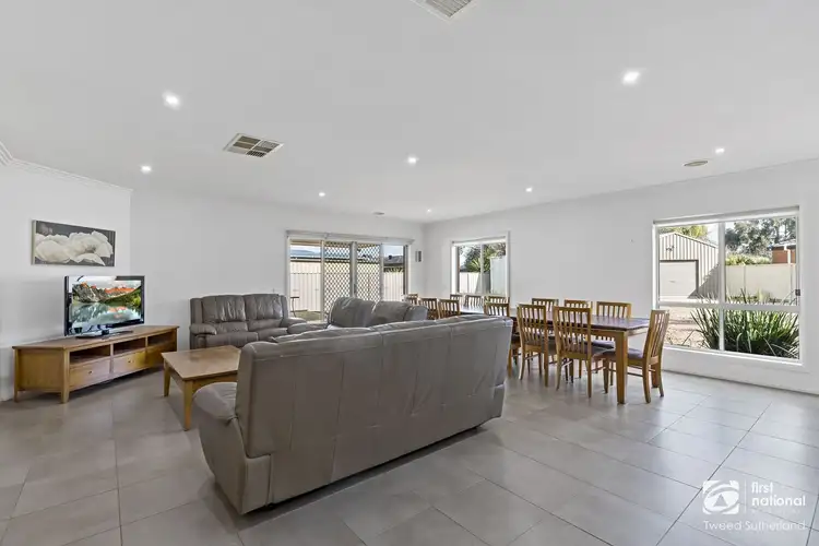 Fifth view of Homely house listing, 5 Alexander Close, Strathfieldsaye VIC 3551
