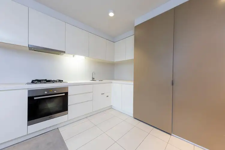 Fifth view of Homely apartment listing, 1007/33 Mackenzie Street, Melbourne VIC 3000